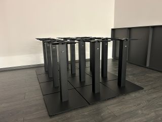 🌟 Novootvorené ázijské bistro v Šamoríne vybavené našimi stolmi! 🌟 Včera sme dokončili dodávku a montáž štýlových stolov s...